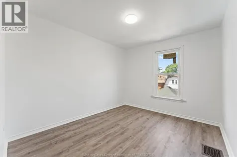 855 Hall Avenue Windsor ON N9A 2M2