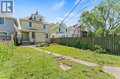 855 Hall Avenue Windsor ON N9A 2M2