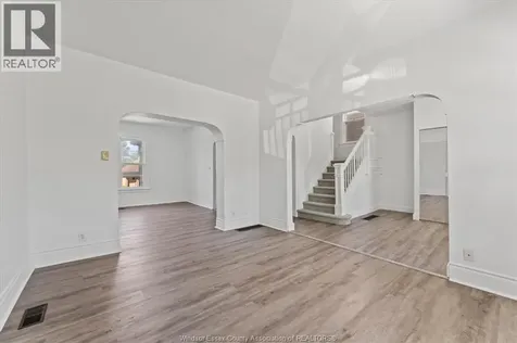 855 Hall Avenue Windsor ON N9A 2M2