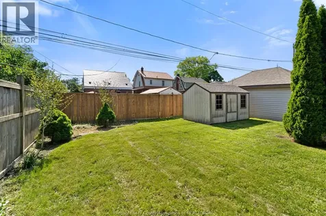 2347 Windermere Road Windsor ON N8W 2T1