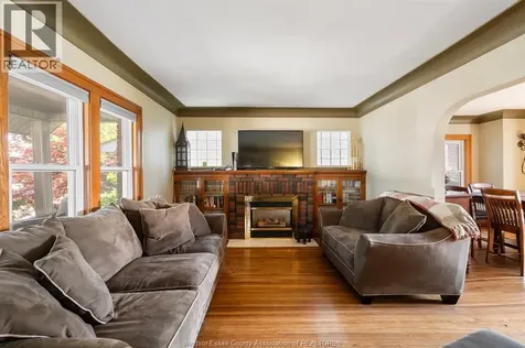 2347 Windermere Road Windsor ON N8W 2T1