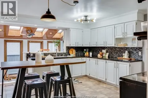 145 Centennial Drive Tecumseh ON N8N 2N7