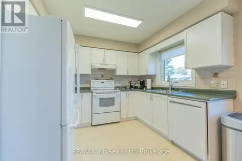 23 Armstrong Drive Tillsonburg ON N4G 5T3