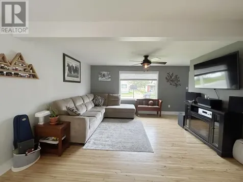 909 Phair Avenue Fort Frances ON P9A 2M6