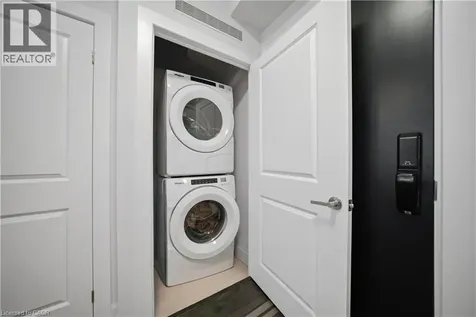 3220 William Coltson Avenue Oakville ON L6H 7W6