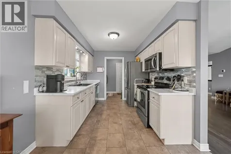 1052 Vansickle Road North St. Catharines ON L2S 2X3
