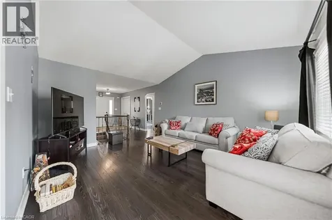 1052 Vansickle Road North St. Catharines ON L2S 2X3