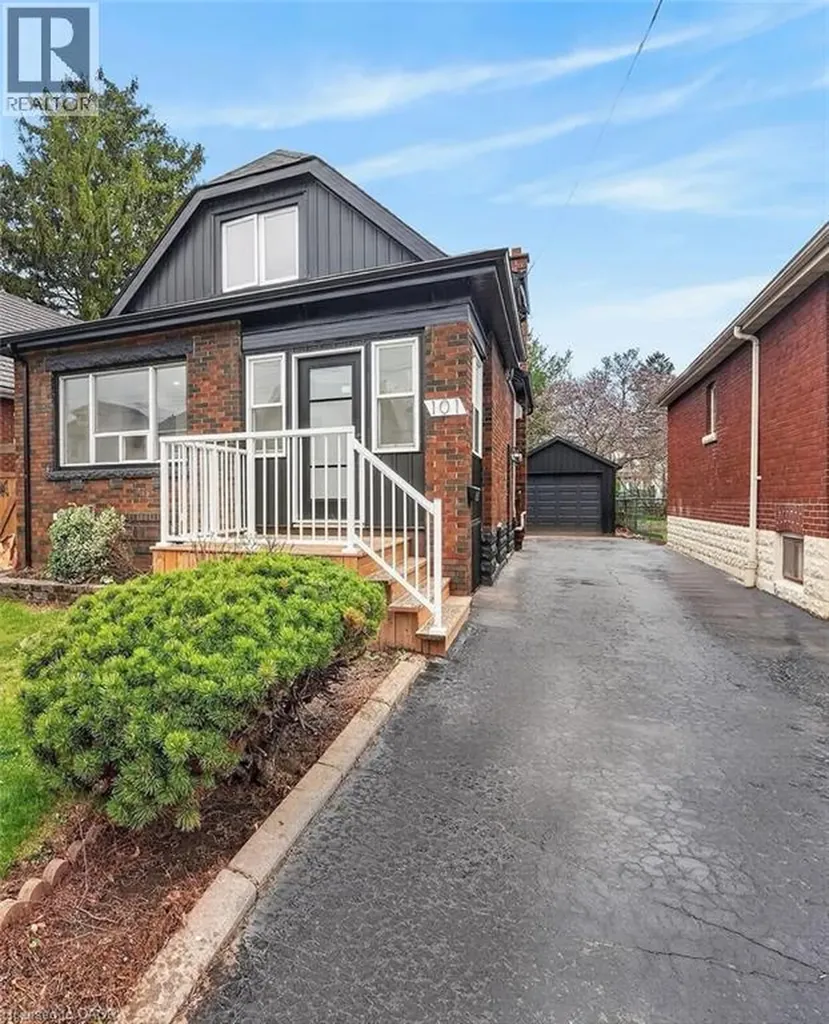 101 Houghton Avenue South Hamilton ON L8K 2M9