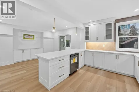 101 Houghton Avenue South Hamilton ON L8K 2M9