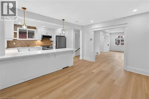 101 Houghton Avenue South Hamilton ON L8K 2M9