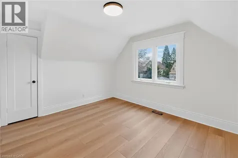 101 Houghton Avenue South Hamilton ON L8K 2M9