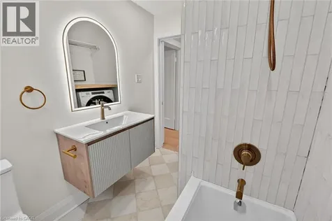 101 Houghton Avenue South Hamilton ON L8K 2M9