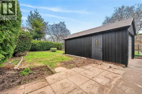 101 Houghton Avenue South Hamilton ON L8K 2M9