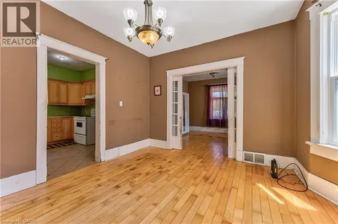 22 Herlan Avenue Kitchener ON N2G 4K3