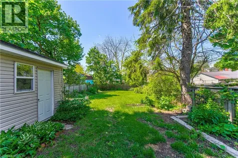 22 Herlan Avenue Kitchener ON N2G 4K3