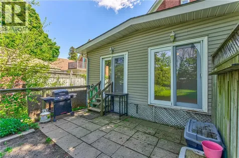 22 Herlan Avenue Kitchener ON N2G 4K3