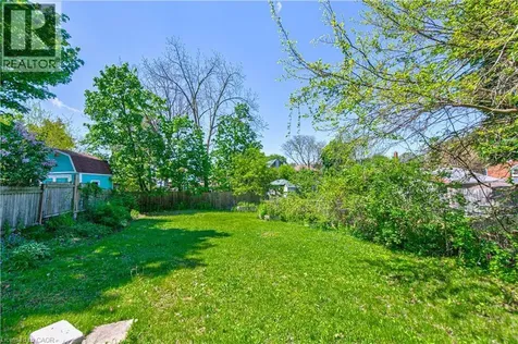 22 Herlan Avenue Kitchener ON N2G 4K3