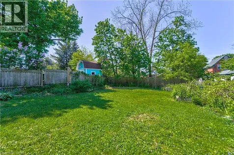 22 Herlan Avenue Kitchener ON N2G 4K3
