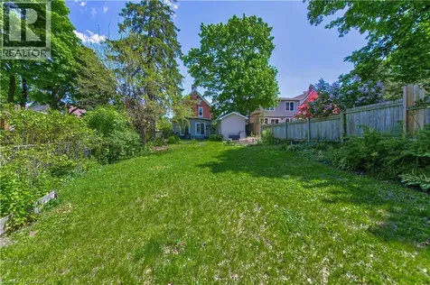 22 Herlan Avenue Kitchener ON N2G 4K3