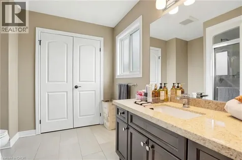 334 Viger Drive Welland ON L3B 0E2