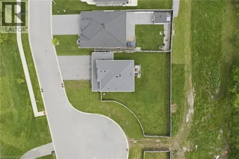 334 Viger Drive Welland ON L3B 0E2
