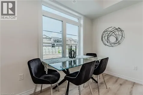 39 Lomond Lane Kitchener ON N2R 0R4