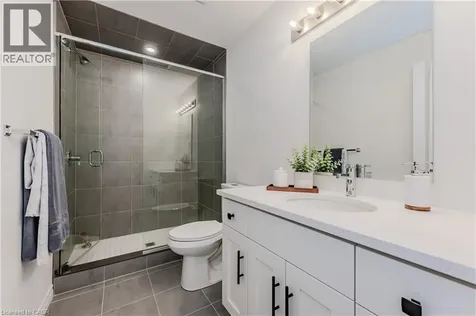 39 Lomond Lane Kitchener ON N2R 0R4