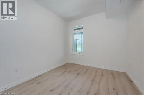 39 Lomond Lane Kitchener ON N2R 0R4