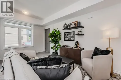 39 Lomond Lane Kitchener ON N2R 0R4