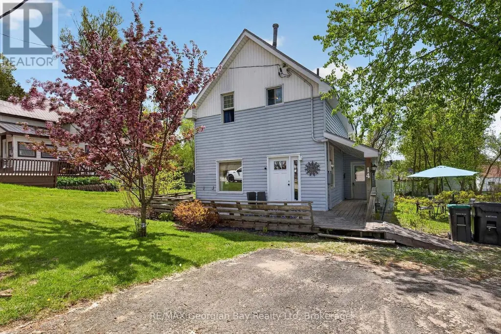 14 Centre Street Penetanguishene ON L9M 1P1