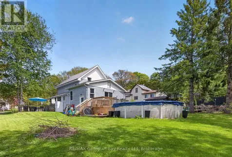 14 Centre Street Penetanguishene ON L9M 1P1