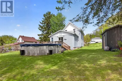 14 Centre Street Penetanguishene ON L9M 1P1