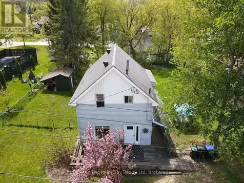 14 Centre Street Penetanguishene ON L9M 1P1