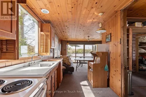 2910 Maclean Lake North Shore Road Severn ON L0K 1E0