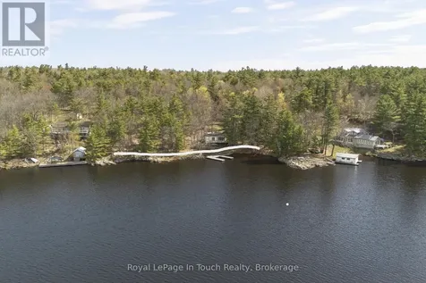 2910 Maclean Lake North Shore Road Severn ON L0K 1E0