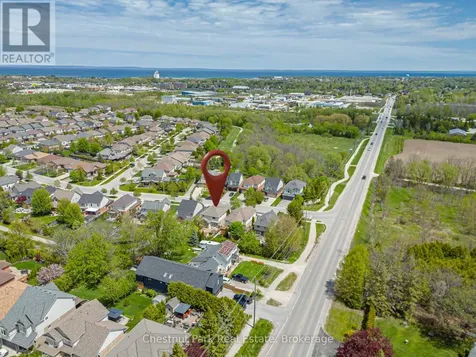 6 Alyssa Drive Collingwood ON L9Y 5K8