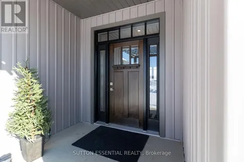 3 Appaloosa Path North Augusta ON K6V 5T2