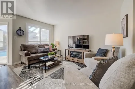 35 Hawkins Drive Cambridge ON N1T 1Z7