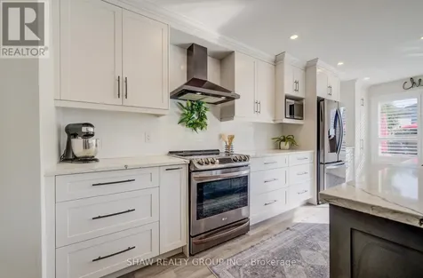 35 Hawkins Drive Cambridge ON N1T 1Z7