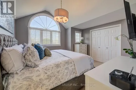 35 Hawkins Drive Cambridge ON N1T 1Z7