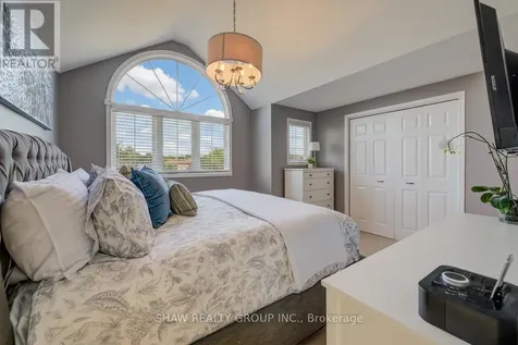 35 Hawkins Drive Cambridge ON N1T 1Z7