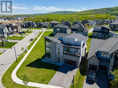 117 Cattail Crescent Blue Mountains ON L9Y 5L3