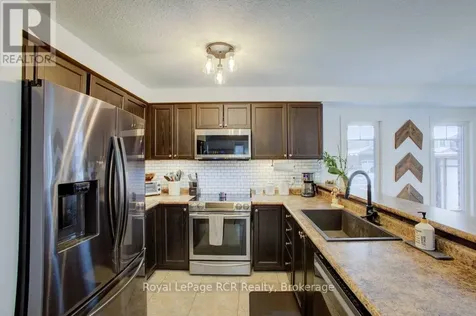 11 Green Street Mapleton ON N0G 1P0