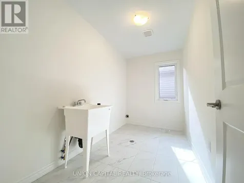 113 Shepherd Drive Barrie ON L9J 0R1