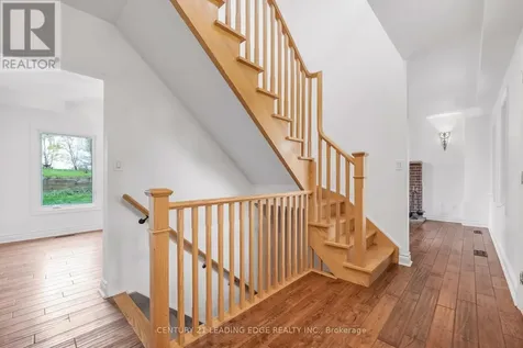 34 Mitchell Avenue Whitchurch-stouffville ON L4A 2X9