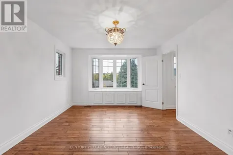34 Mitchell Avenue Whitchurch-stouffville ON L4A 2X9