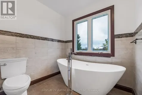34 Mitchell Avenue Whitchurch-stouffville ON L4A 2X9