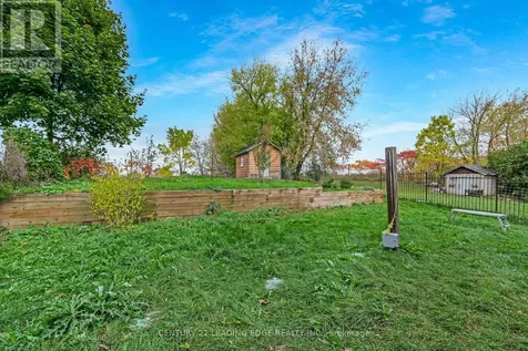 34 Mitchell Avenue Whitchurch-stouffville ON L4A 2X9