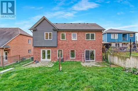 34 Mitchell Avenue Whitchurch-stouffville ON L4A 2X9