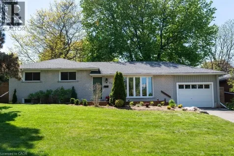272 Alma Lane Ancaster ON L9G 2T5